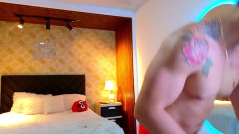 Elian online show from March 18, 2:39 am