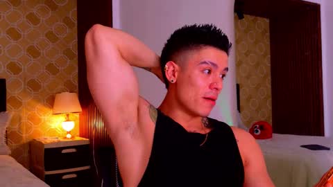 Elian online show from March 25, 1:23 am