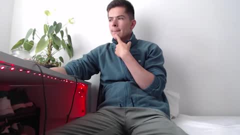 Elian online show from April 3, 7:10 pm