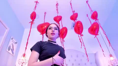 Tell me Eli online show from February 12, 8:07 pm