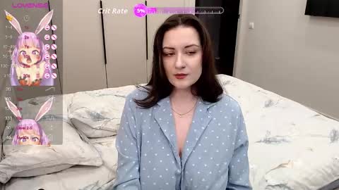 Elise online show from March 20, 1:21 am