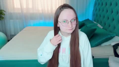 Eli online show from February 1, 11:51 am