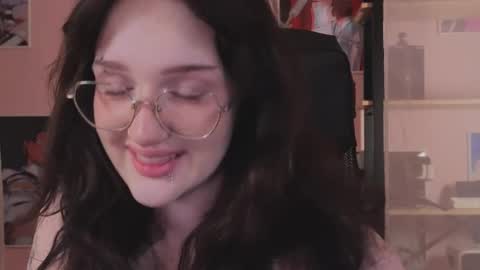 Ellie online show from October 9, 5:24 am