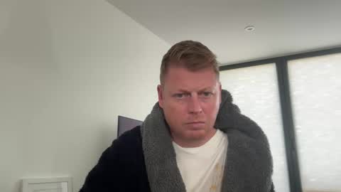 CabinCrewDrew online show from October 23, 2:18 pm