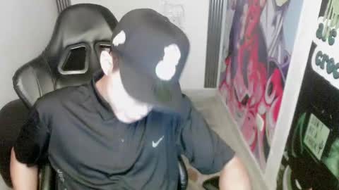 Snapshot of elii_797 chatting on February 20, 1:30 pm bby-santy online show from February 20, 1:30 pm