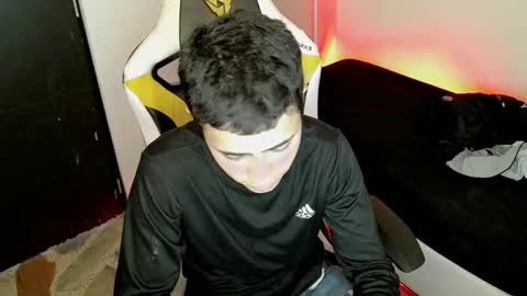 Snapshot of elii_797 chatting on October 5, 6:04 pm bby-santy online show from October 5, 6:04 pm