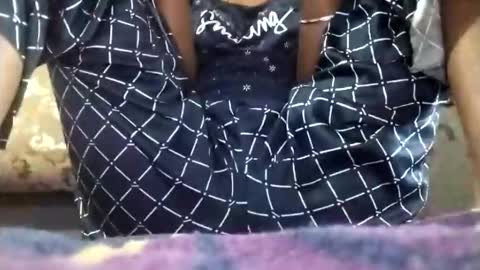 Snapshot of elina_roy03 chatting on October 10, 3:56 am elina_roy03 online show from October 10, 3:56 am