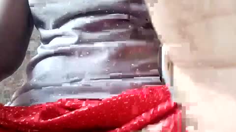 Snapshot of elina_roy03 chatting on October 8, 10:21 am elina_roy03 online show from October 8, 10:21 am