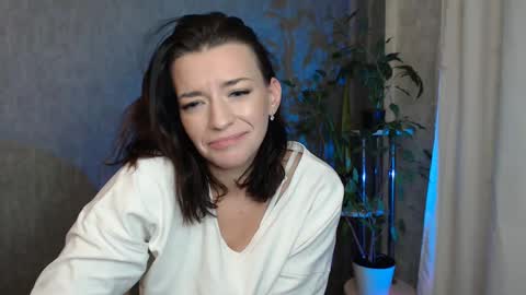 Snapshot of elinapretty chatting on February 3, 3:09 am Elina online show from February 3, 3:09 am