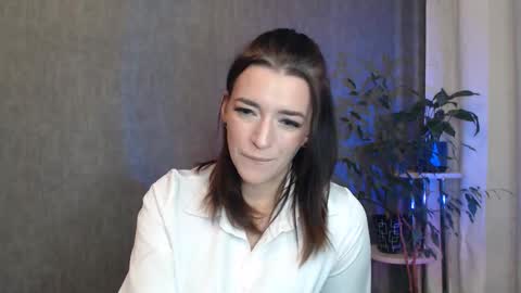Snapshot of elinapretty chatting on September 20, 11:19 pm Elina online show from September 20, 11:19 pm