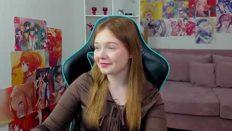 elinavale online show from June 30, 10:25 am