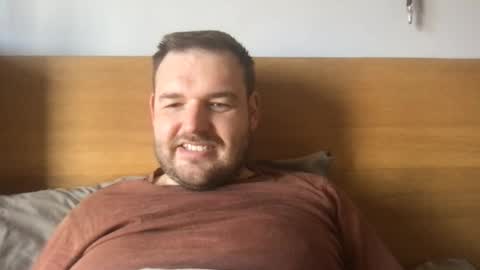 e26 online show from April 10, 9:36 am