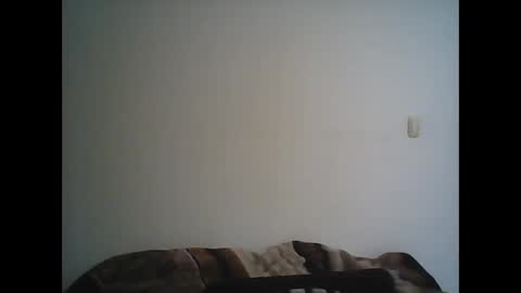 Snapshot of elirodd chatting on October 22, 2:37 am Rod online show from October 22, 2:37 am