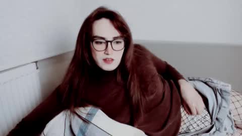 Snapshot of elisa_2001 chatting on October 16, 12:27 pm Liza online show from October 16, 12:27 pm