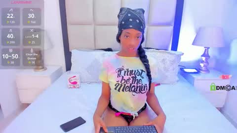 elisabettamonroy online show from September 25, 3:41 pm