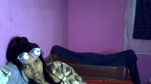 elisah01 online show from May 24, 6:58 pm
