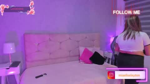 Snapshot of elise_leyton chatting on September 26, 11:02 pm ELISE LEYTON online show from September 26, 11:02 pm