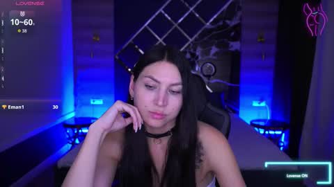 elisevelour online show from November 1, 4:17 pm