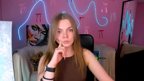 elison online show from April 2, 7:21 pm