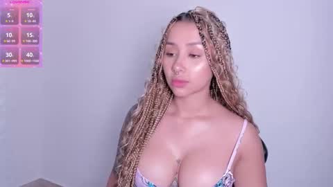 Elissa online show from March 8, 1:50 am