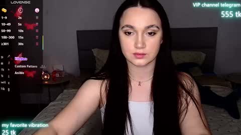 Snapshot of eliz_v_ta chatting on September 16, 11:08 pm Eliz online show from September 16, 11:08 pm