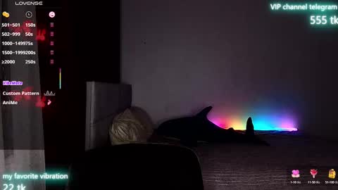 Snapshot of eliz_v_ta chatting on October 10, 9:41 pm Eliz online show from October 10, 9:41 pm