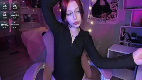 Elizabeth online show from January 22, 8:17 pm