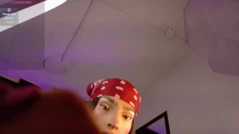 Eli  online show from February 4, 1:37 pm