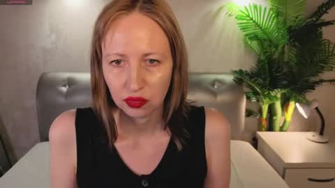 Elizabeth online show from March 21, 9:14 am