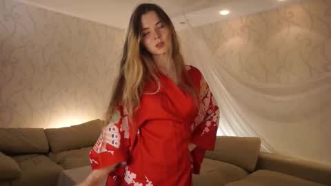 Elizabeth online show from September 24, 5:41 pm