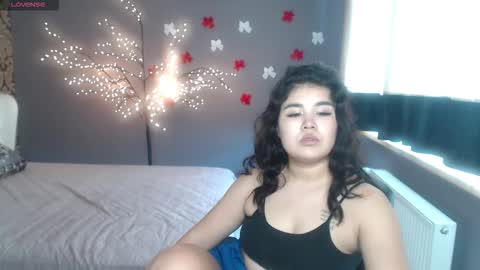 Elizabeth online show from March 31, 11:43 am