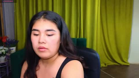 Elizabeth online show from May 15, 6:48 pm