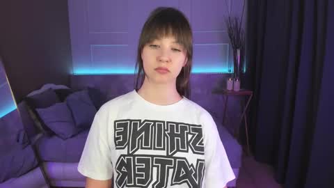 Eliza online show from February 23, 1:32 pm