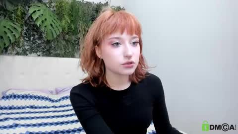 Snapshot of elizanik chatting on September 24, 9:43 pm Eliza online show from September 24, 9:43 pm