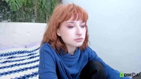 Snapshot of elizanik chatting on October 4, 10:07 pm Eliza online show from October 4, 10:07 pm