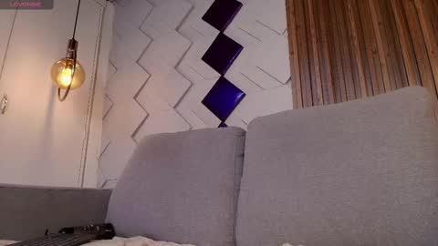 Snapshot of elizbeth_777 chatting on February 26, 10:15 pm elizbeth_777 online show from February 26, 10:15 pm