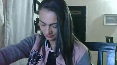 elizka 00 online show from April 11, 7:45 am