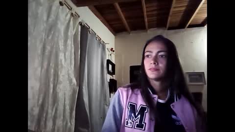 elizka 00 online show from April 11, 3:33 am