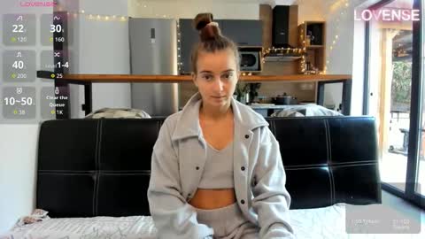 Eliz                               online show from December 15, 7:04 am