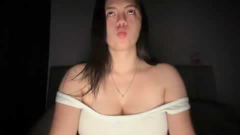 Ella  online show from July 18, 6:26 am