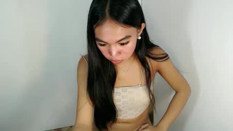 ella_walkerxxx online show from May 22, 3:57 am