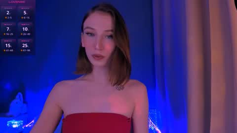 Snapshot of ellaamber chatting on October 10, 9:19 pm ellaamber online show from October 10, 9:19 pm