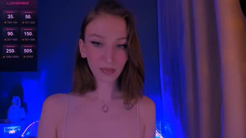 ellaamber online show from November 27, 2:19 am