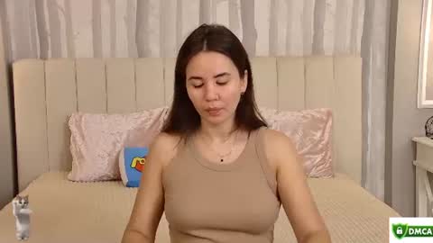 Ella online show from July 14, 4:17 am