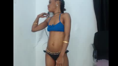 ella online show from September 19, 5:22 am