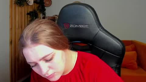 EllaBells online show from April 12, 5:11 am