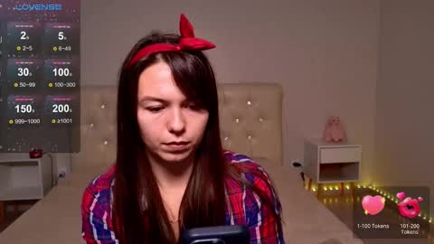 ellacanny online show from October 21, 5:56 am