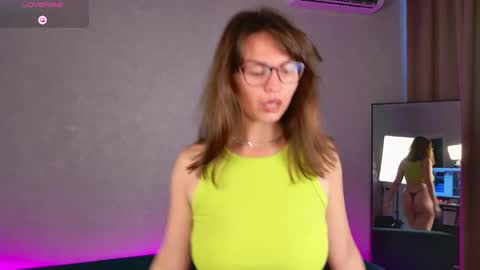 ellacanny online show from May 21, 5:25 am