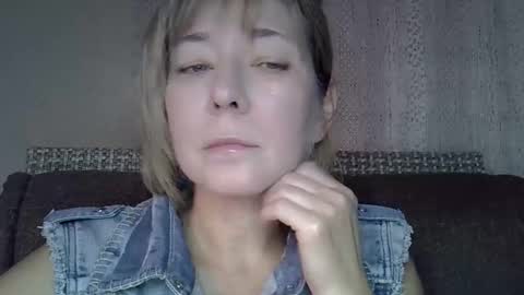 ellajohnsonx online show from October 16, 4:50 pm