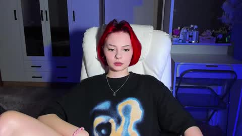 ellales online show from September 12, 9:22 am